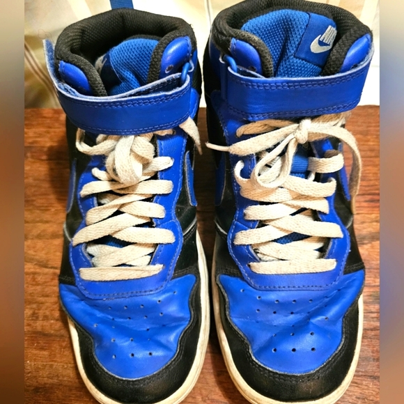 Nike Court Borough Mid 2 Boys Black Blue Sneakers Size 6.5 - Picture 3 of 6